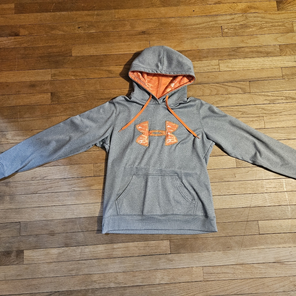 Under Armour Hoodie